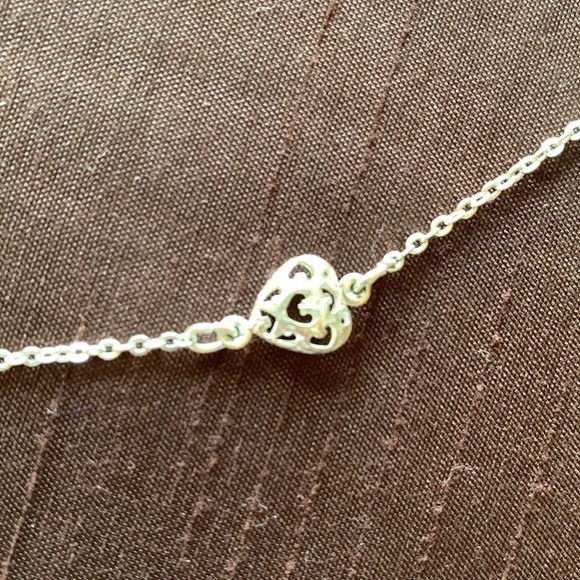 Silver tone rope heart charm necklace - Picture 4 of 5